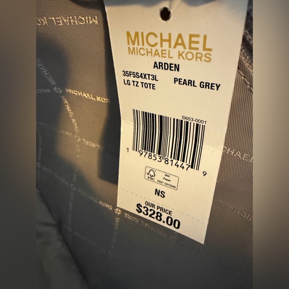 ❄️ NWT Michael Kors Tote Bag ❄️ - Picture 9 of 9